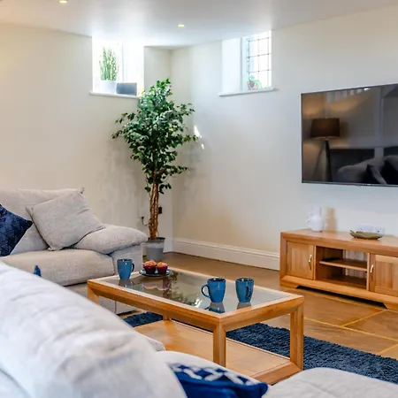 Дом отдыха 3 Bed In Pickering 93738 *