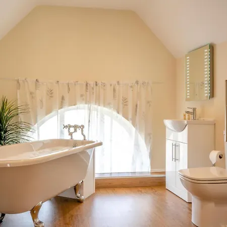 3 Bed In Pickering Oc-93738 Сasa de vacaciones