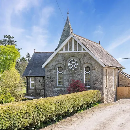 3 Bed In Pickering 93738 Сasa de vacaciones