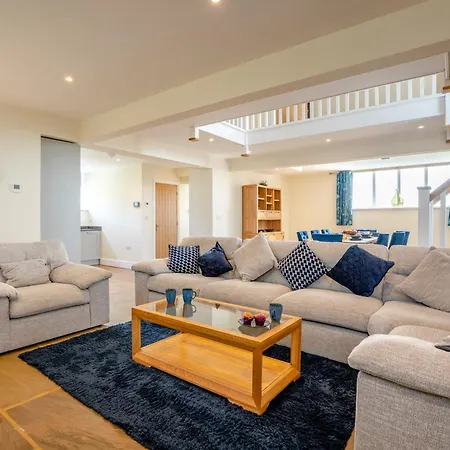 3 Bed In Pickering 93738 Newton-on-Rawcliffe